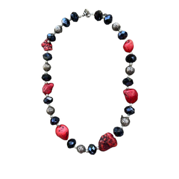 SALE Handmade Black Red Necklace - Howlite & Faceted Beads Statement Necklace - Picture 6 of 6